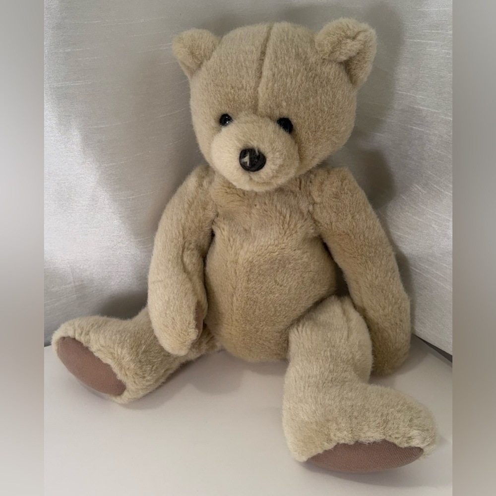 Ganz 1997 Sammie Bear 14 inch Plush CH1946 Retired